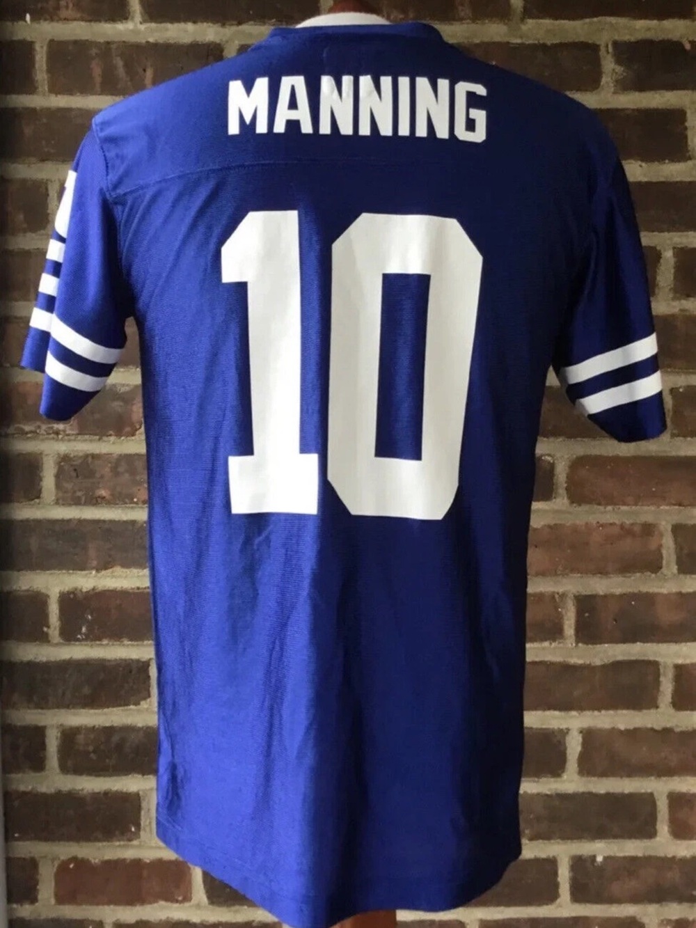 NFL Eli Manning New York Giants Jersey Youth Size X-Large / Adult Small